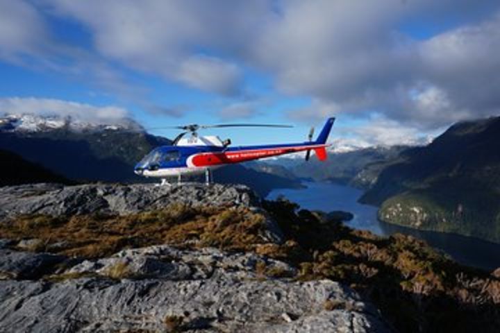 Milford Sound Helicopter Tour from Queenstown image