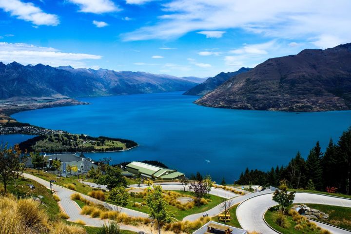 Wanaka to Queenstown Scenic Transfer image