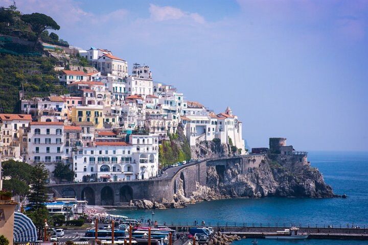 Private Transfer to and from Sorrento - Amalfi Coast image