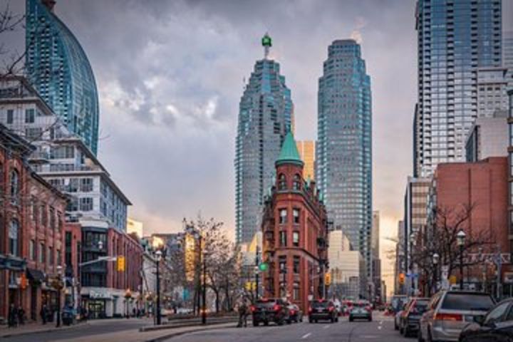 Small-Group Downtown Toronto Walking Tour image