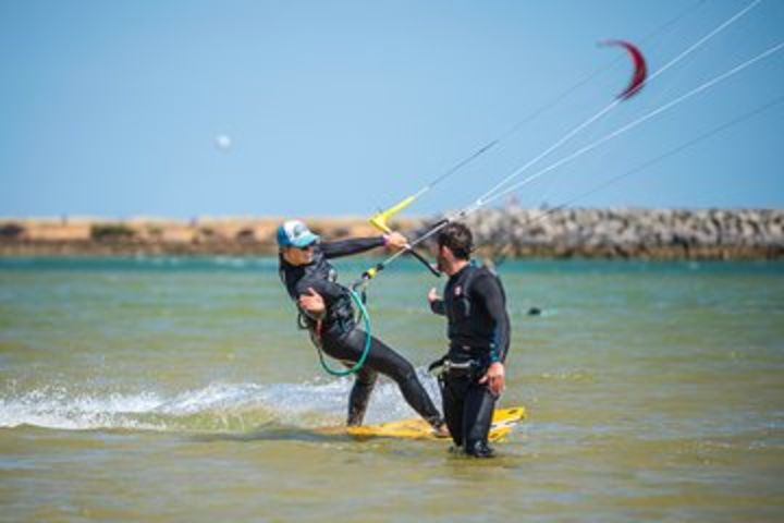 3-hour Shared Kite Course for Maximum of 2 Students per Instructor image