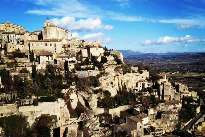 Private Guided Day Trip to the Luberon Villages image