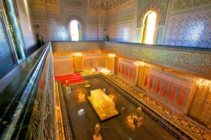 Rabat Guided City Tour with Mausoleum Visit image