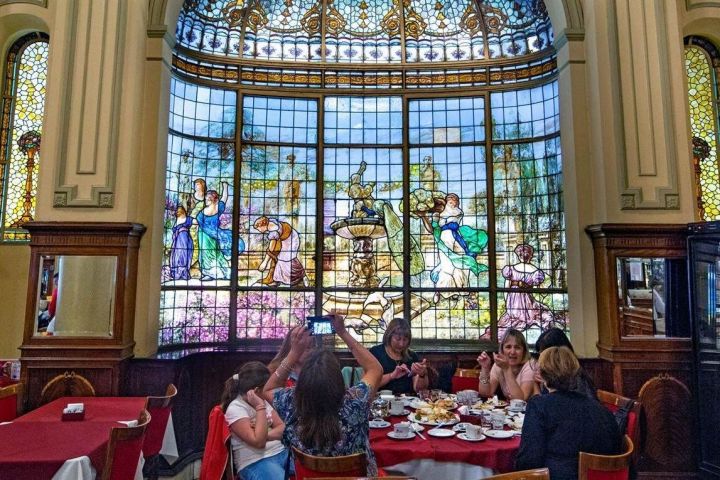 Buenos Aires Milonga Dance & Tango Tour image