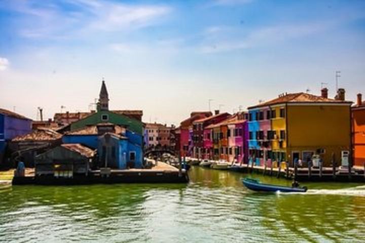 Tour Murano and Burano, half day! image