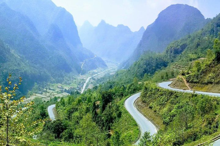 Ha Giang Loop 4 Day trip with Easy Rider image