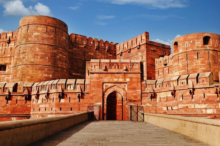 Agra Tour With Taj Mahal and Agra Fort image