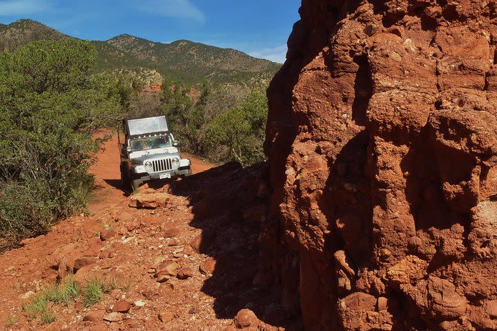 Red Canyon Loop Half Day Jeep Tour image