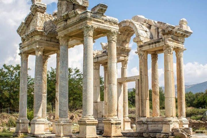 Pamukkale & Aphrodisias From Kusadasi image