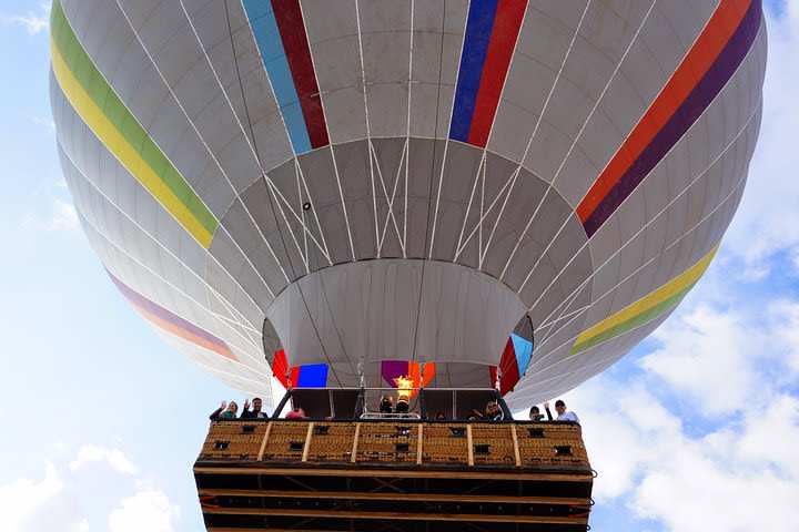 Sunrise Hot Air Balloon Ride in Phoenix with Breakfast image