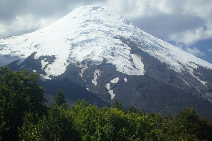 Full-Day Osorno Vulcano and Petrohue Falls Small-Group Tour image