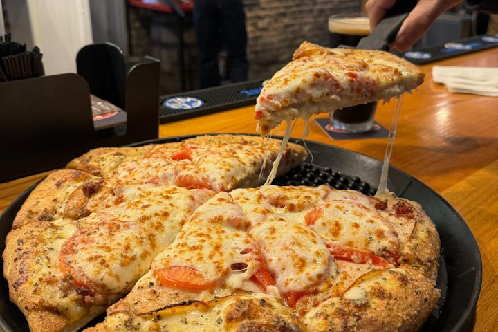 NULU Sites and Bites Walking Tour image