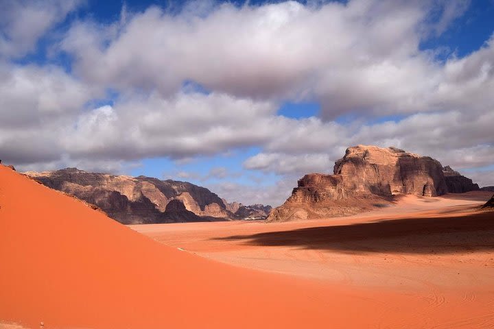 Jordan Horizons Tours : 02 Hrs Jeep tour in Wadi Rum  image