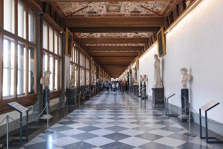 Uffizi Masterclass: Afternoon Skip-the-line Tour image