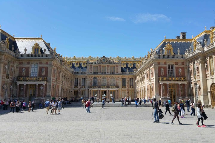 Versailles Timed Ticket All Access by Train image