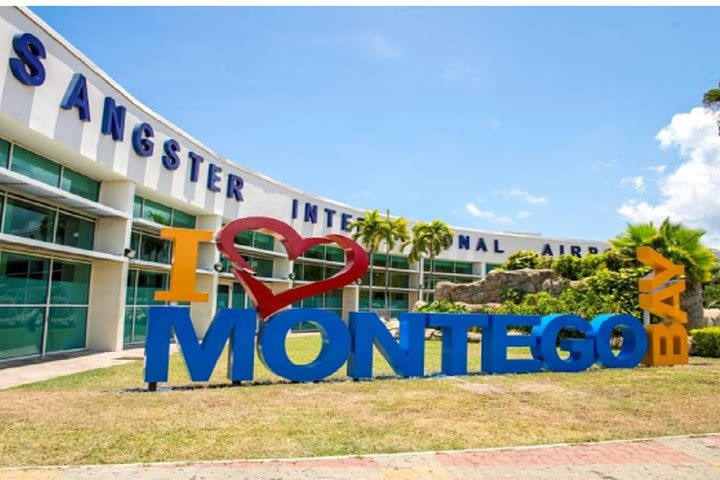 Montego Bay Hotels Airport Transfer image