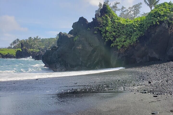 Private Full Day Maui Road to Hana Tour image