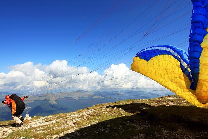 Private Paragliding Experience Near Medellín image