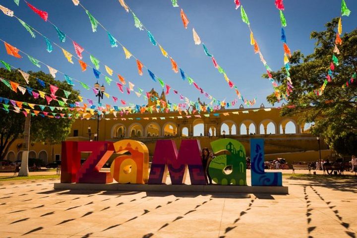 Private Tour: Magic Town of Izamal Day Trip image