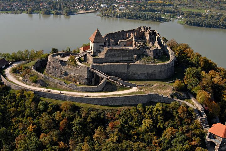 Private Guided Tour to Szentendre & Visegrád Castle (Danube Bend) image