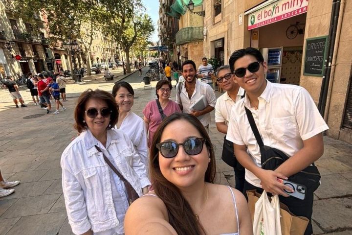 Private Barcelona Old Town and Gothic Quarter Walking Tour image