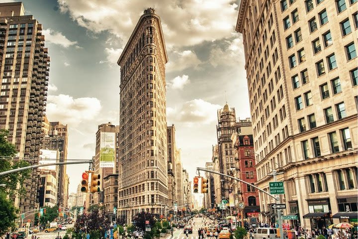 Flatiron Food, Architecture, and History Tour image