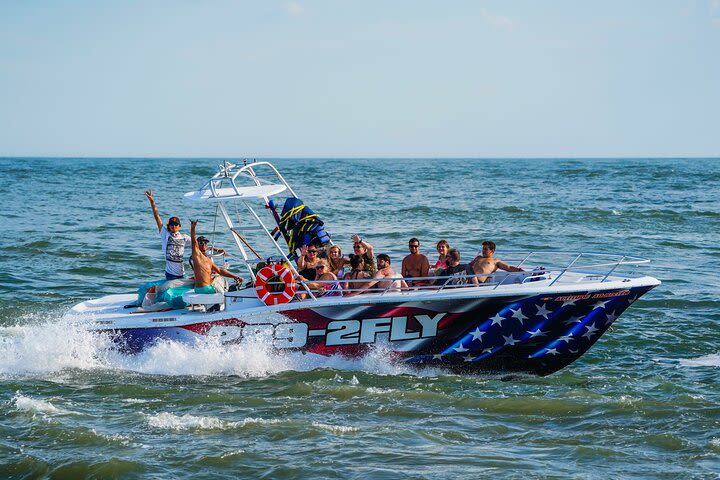 1.5-Hour Parasailing Adventure in Ocean City image