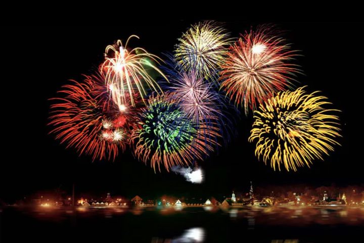 Friday Night Fireworks Sail (Waikiki) image