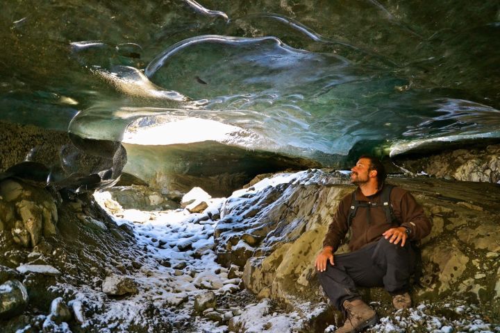 Vinciguerra Glacier Small-Group Trek image