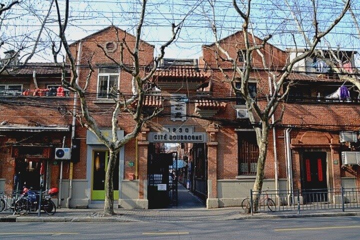 Private Full Day Tour: Shanghai Colonial History Tour image