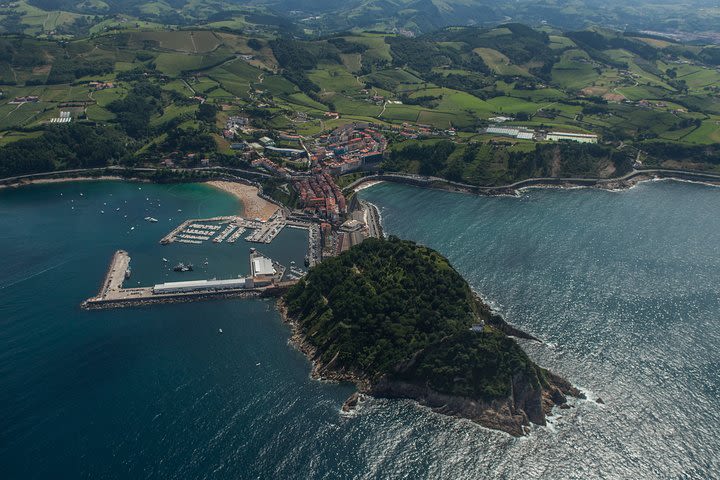 Getaria, Workshop Of Sea Products And San Sebastian image