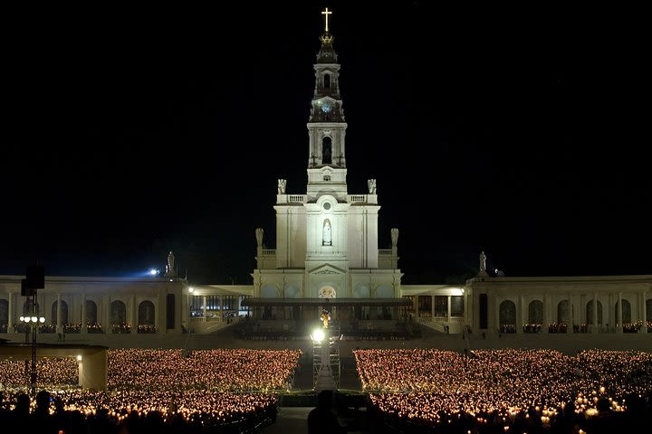 Full Day Private Tour - Fatima's Sanctuary and Pilgrimage Sites image