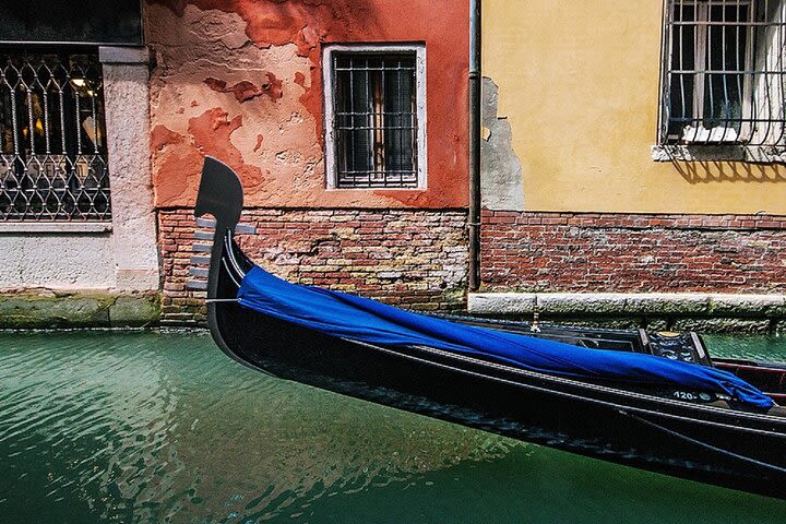 Gondola Ride and St Mark's Basilica image