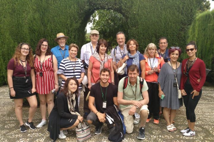 Alhambra and Generalife Gardens Tour image