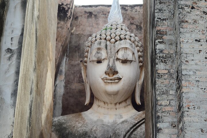 Sukhothai Historical Park Day Trip from Chiangmai image