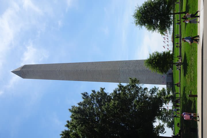 Washington DC Monuments - National Mall West Tourist Scavenger Hunt image