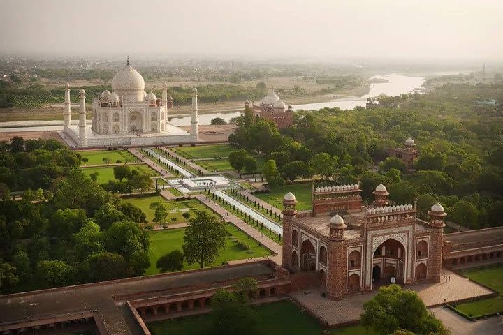 One Day Agra Tour by Car from Delhi image