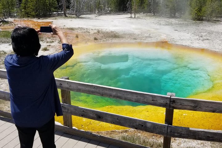 8-Day Pioneer Tour of Yellowstone Grand Teton  image