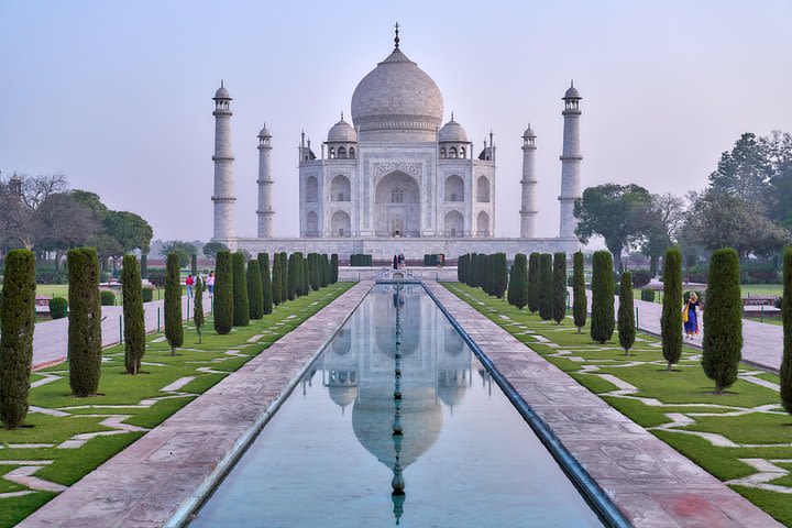 Private Day Trip of Agra Taj Mahal Sunrise Tour from Delhi. image