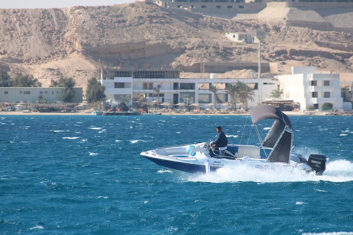 2 Hours Private Speed Boat & Snorkeling With Transfer - Hurghada image