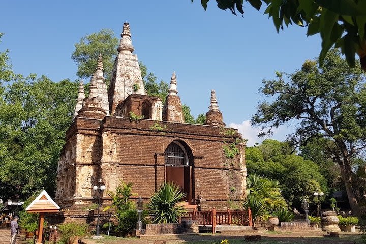 The Magnificent Buddhist temples of Chiang Mai image