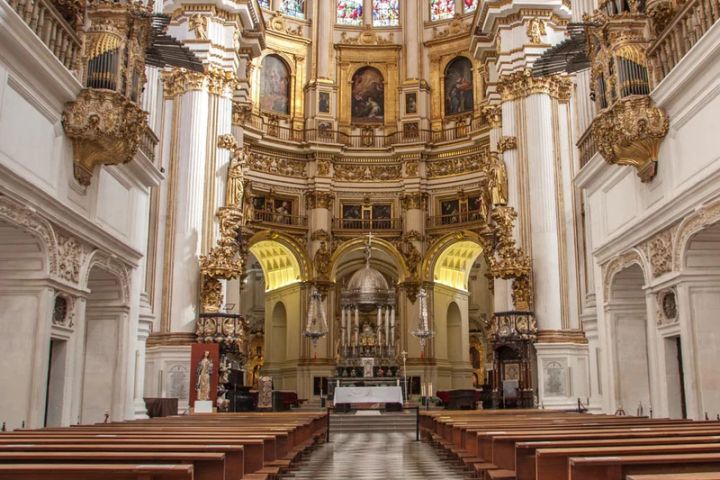 Granada Cristiana Tour: Cathedral and Royal Chapel Exploration image