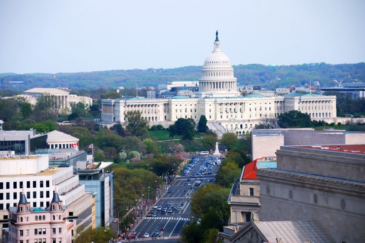 Washington DC and Philadelphia in One Day from NYC image