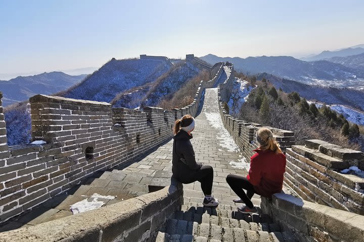 Beijing Airport to Tiananmen Square, Forbidden City and Great Wall Tour image