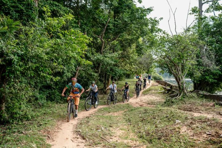 Angkor Wat Tour by Electric Mountain Bike image