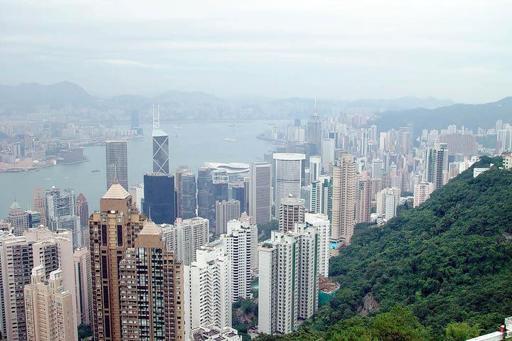 Half-day Private Hong Kong Island Tour: Victoria Peak, Repulse Bay, Aberdeen image