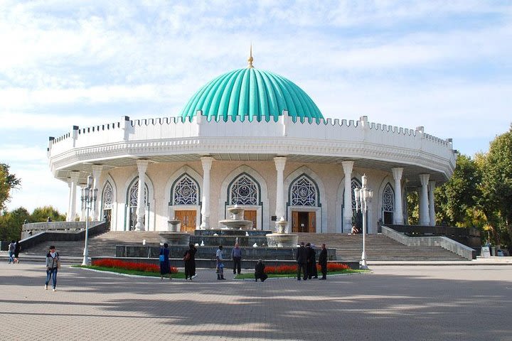 Skip the Line: Entrance Ticket to Amir Temur Museum image