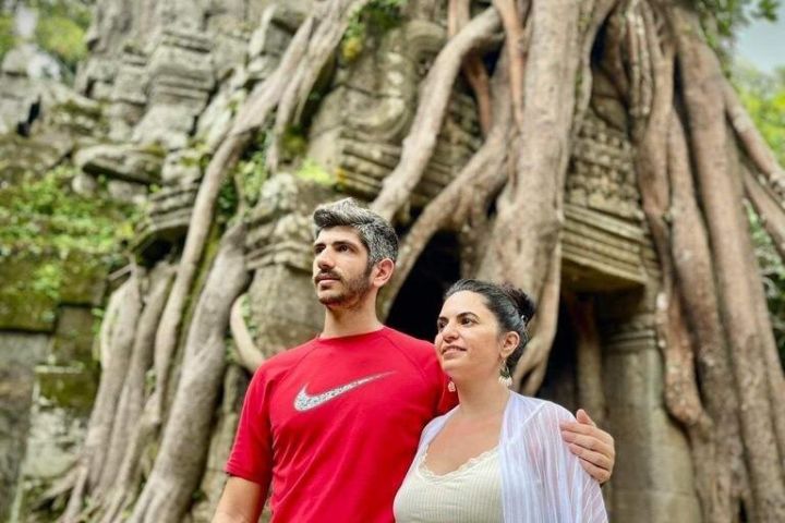 Angkor Wat Full-Day Tour with Sunset at Phnom Bakheng image