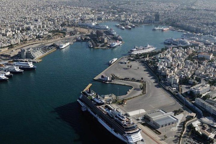 Piraeus Port to Athens Transfer image