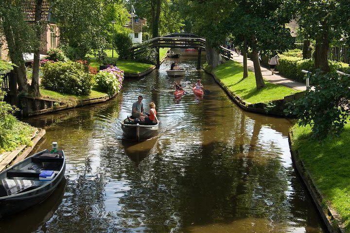 Giethoorn Private Tour Private Guide Giethoorn Holland Private Guide image